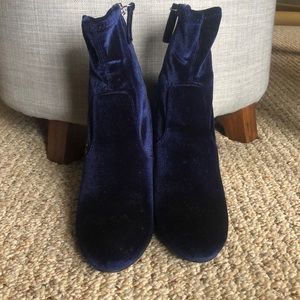 Steve Madden Shoes - Steve Madden Edit Velvet Booties Steve Madden Shoes - Steve Madden Edit Velvet Booties